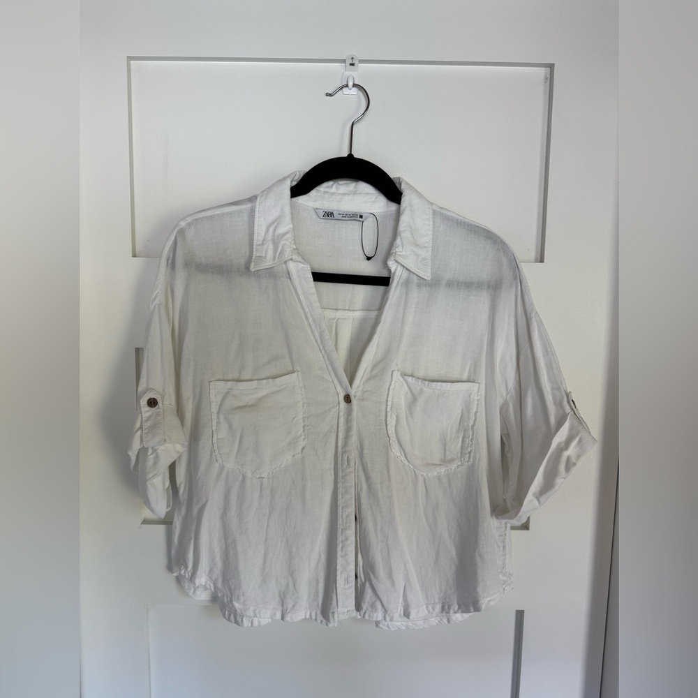 Zara Cropped Ivory Button Down Blouse